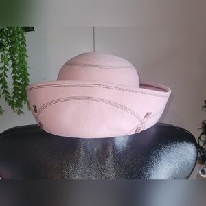 Vintage Touriste Pink Felt Kettle Brim Hat